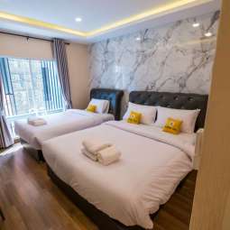 TRIPLE SUPERIOR ROOM (XXL) TRIPLE SUPERIOR ROOM (XXL)