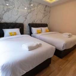 TRIPLE SUPERIOR ROOM (XXL) TRIPLE SUPERIOR ROOM (XXL)